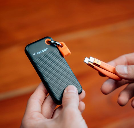 Verbatim Pocket 1TB SSD vanjski disk, USB 3.2 Gen2, Black/Orange