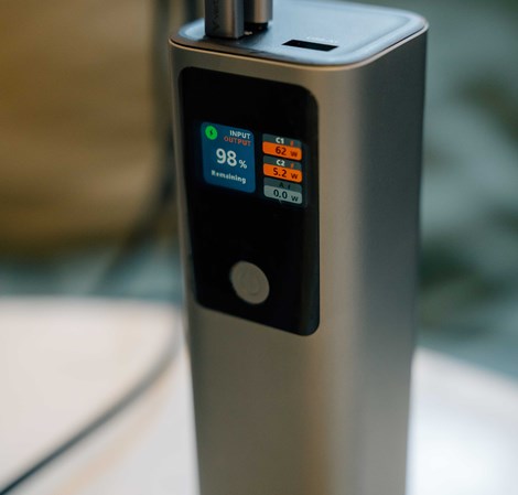 Verbatim Powerbank 27000mAH Charge 'n' Go 183W max, Dual USB-C® port, 1xUSB-A, Smart digital TFT display