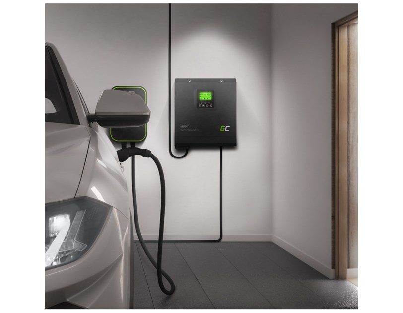Green Cell Solarni inverter 24VDC 230VAC 3000VA/3000W Pure Sine Wave