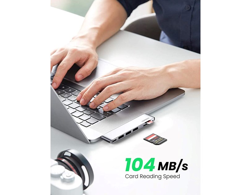 UGREEN 6-portni Dual USB-C HUB 3xUSB-A 3.0, 1xTF, 1xSD, 1xUSB-C, za MacBook Pro/Air, sivi