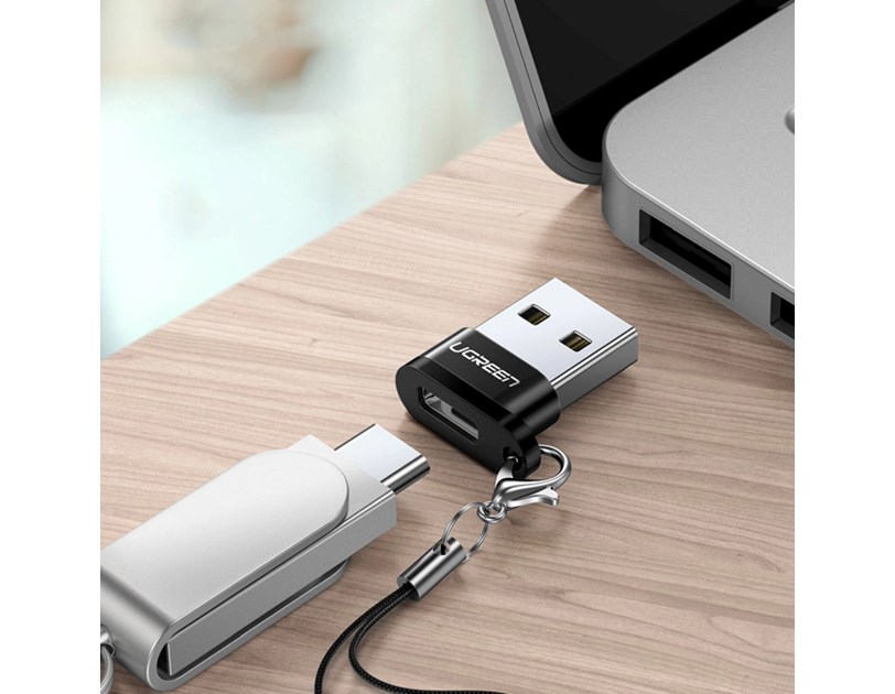UGREEN adapter USB-C 3.1 (Ž) na USB-A 2.0 (M), crni