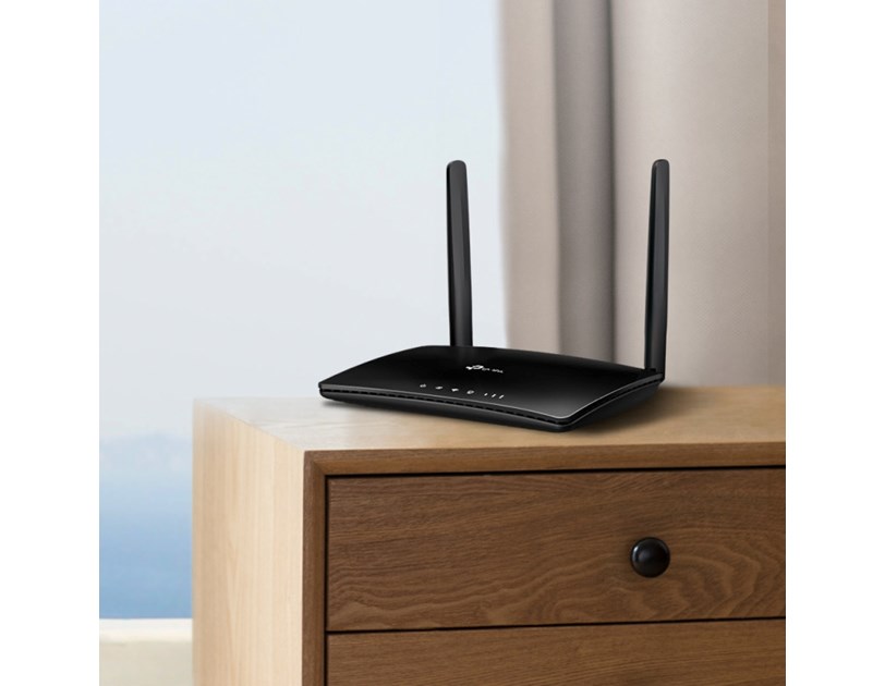 TP-Link bežični N 4G LTE usmjerivač (Router) 300Mbps (2.4GHz), 802.11b/g/n, interni 4G modem, 3×LAN/1×WAN, utor za SIM karticu, 2× LTE odvojive antene