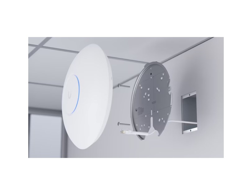 Ubiquiti UniFi U7-Pro-Max Wifi 7 PoE+ stropna pristupna točka 1x2.5 GbE RJ45 port, 25W