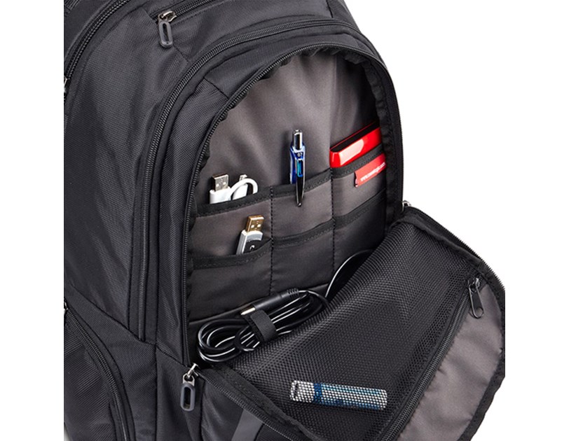 Case Logic Professional ruksak za 15.6'' prijenosnik, crni
