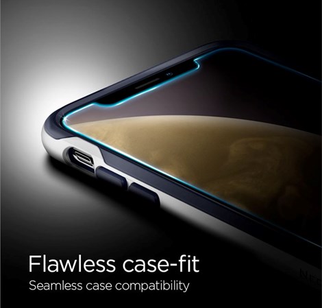 Spigen Glas.tR EZ Fit, zaštitno staklo za telefon - iPhone XR