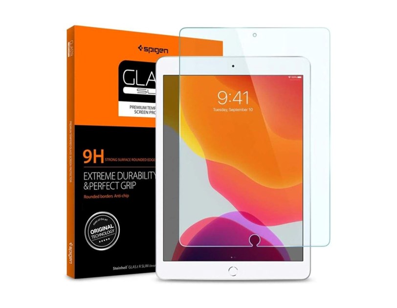 Spigen Glass tR Slim, zaštitno staklo za ekran - iPad 10.2" 2021/2020/2019 (AGL00236)