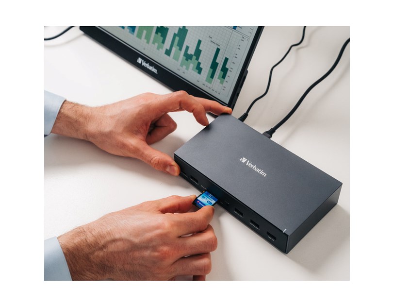 Verbatim CDS-17 portni USB-C Pro Docking Station HDMI do 8K | 2 x HDMI do 4K | 2 x DP | RJ45 | USB-A 3.2 | 2 x USB-A 3.0 | 2 x USB-A 2.0 | USB-C® 3.2 | SD | microSD | Audio | DC napajanje | USB-C Host