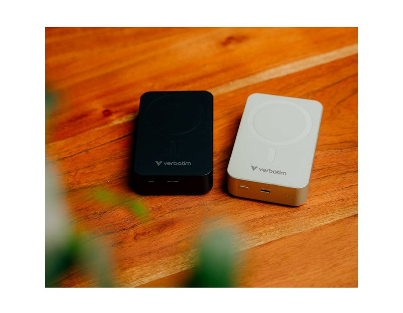Verbatim Charge 'n' Go Essentials 20000mAh Powerbank Magnetic Wireless 15/35W, crni