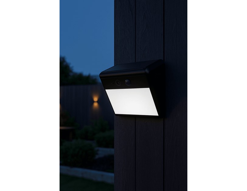 WOOX Smart solarna Wi-Fi sigurnosna kamera 2K s LED reflektorom i detekcijom pokreta, 2K (2304x1296), 3MP, IP67 (