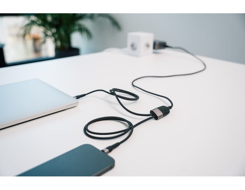 Verbatim Sync & Charge DUAL kabel USB-C na dupli USB-C, M/M, 100W PD3.0, PPS, QC2.0 i QC3.0, crni, 1.5m
